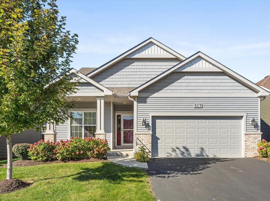 807 Alexandra Ln., Yorkville, IL 60560