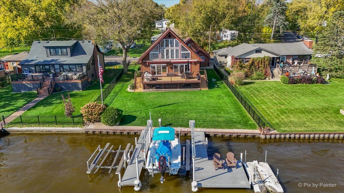 2013 Sunnyside Beach Dr., Johnsburg, IL 60051