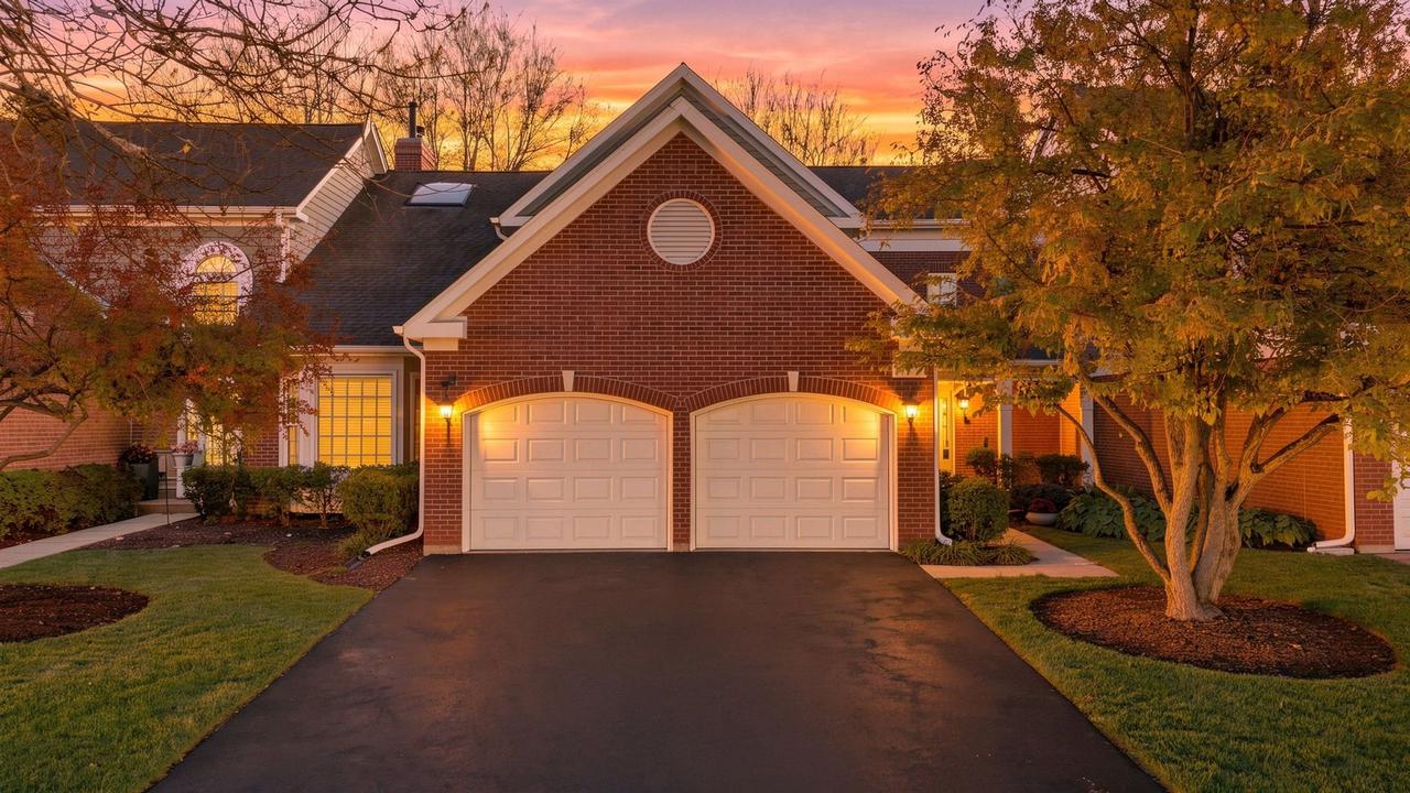 112 Rutgers Ct., Glenview, IL 60026