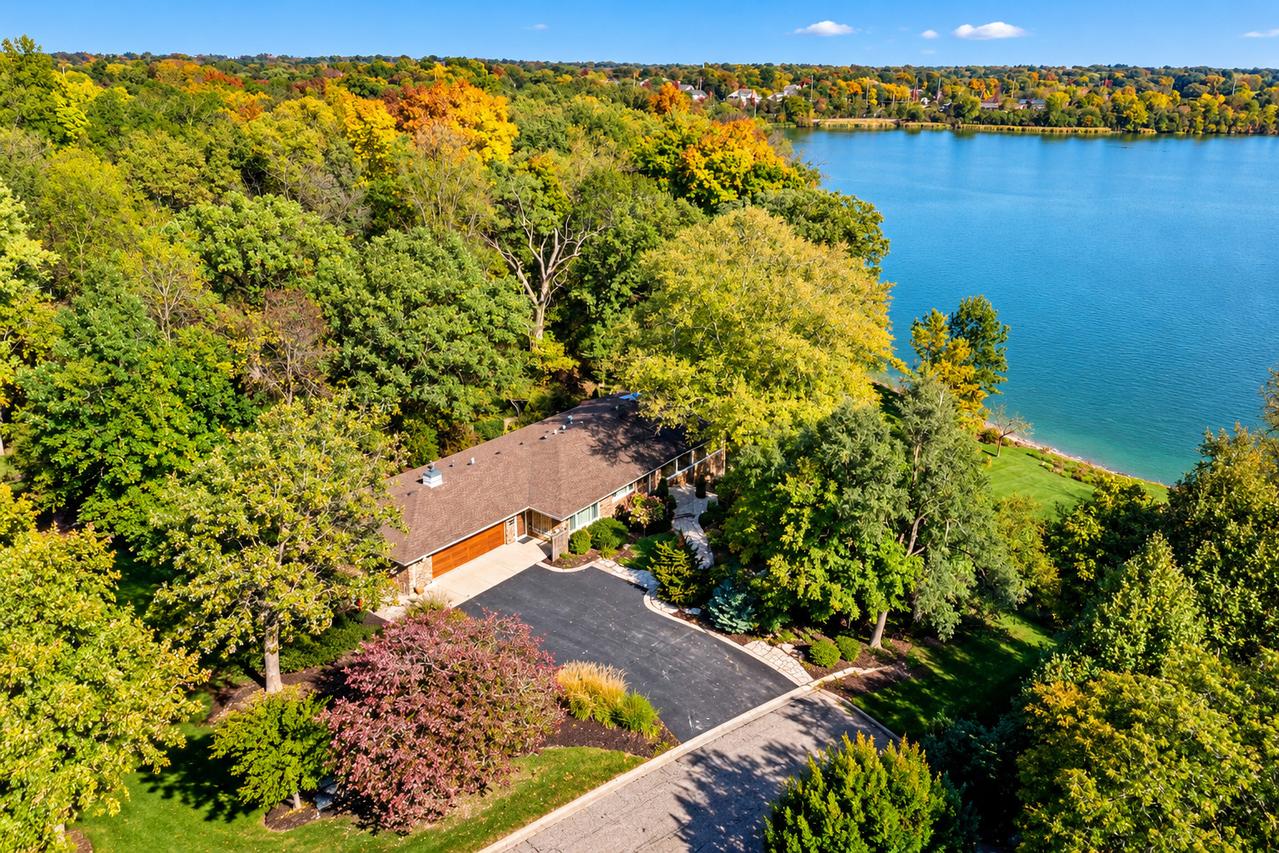 720 South St., Barrington, IL 60010