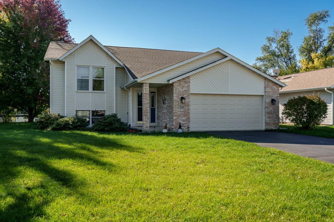 545 Rivercove Ct., Machesney Park, IL 61115