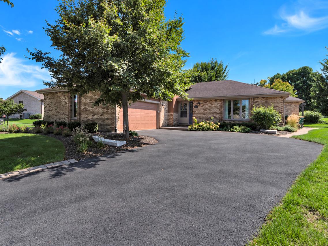 14 Timberline Ct., Lemont, IL 60439