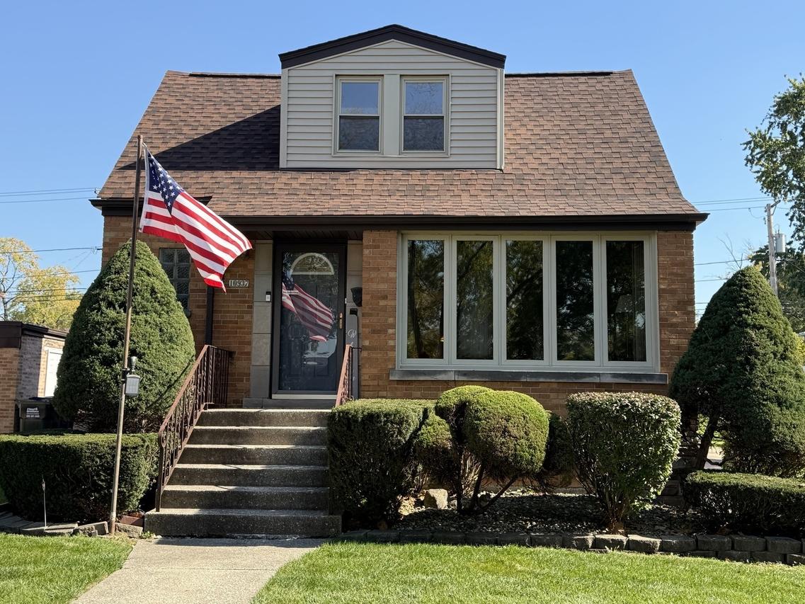 10937 S Tripp Ave., Oak Lawn, IL 60453