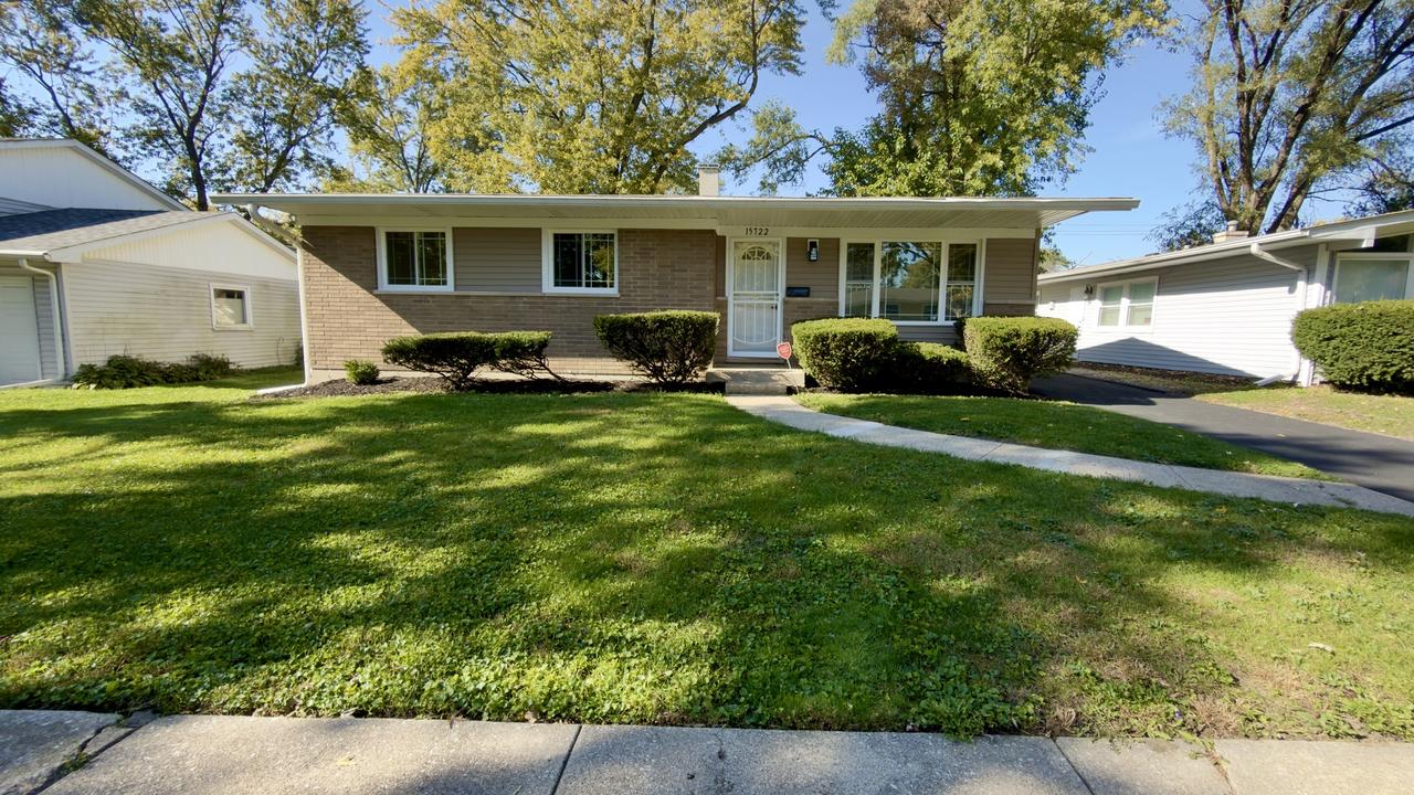 15722 Woodlawn East Ave., South Holland, IL 60473