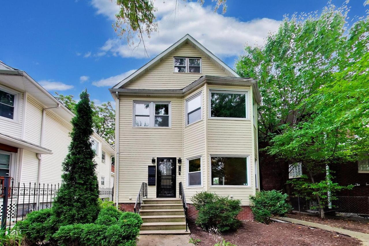 7749 S Green St., Chicago, IL 60620