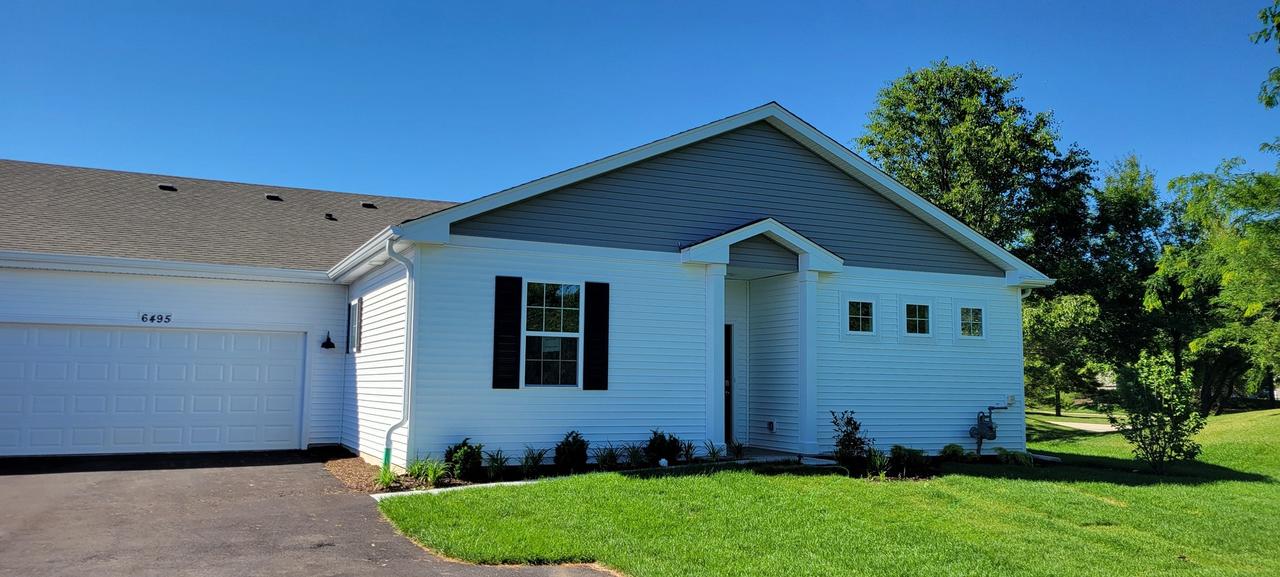 6466 Maple Glen Dr., Wonder Lake, IL 60097