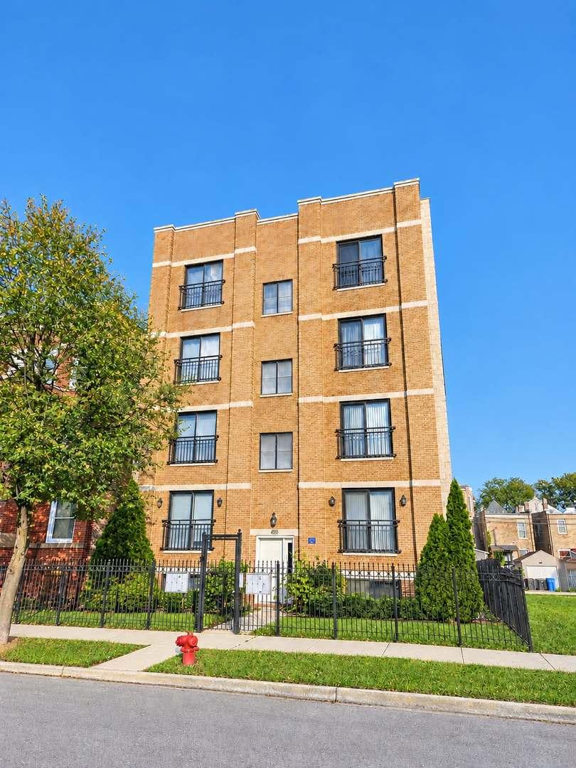 4925 S Forrestville Ave. #2S, Chicago, IL 60615