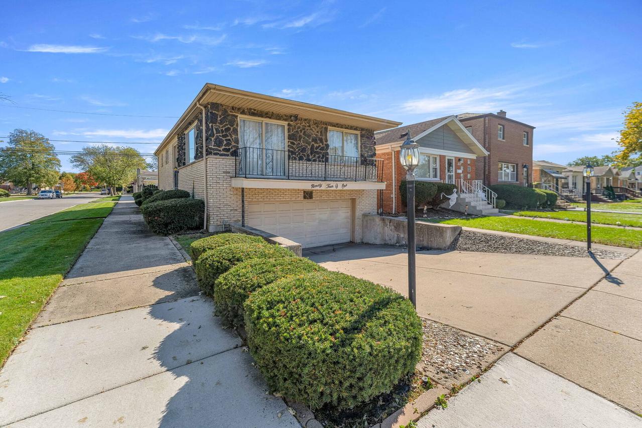 9401 S Parnell Ave., Chicago, IL 60620