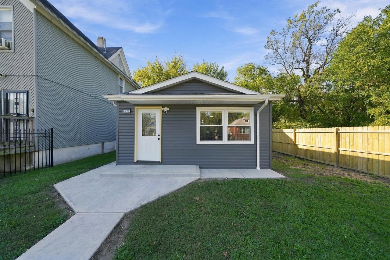 7512 S Parnell Ave., Chicago, IL 60620