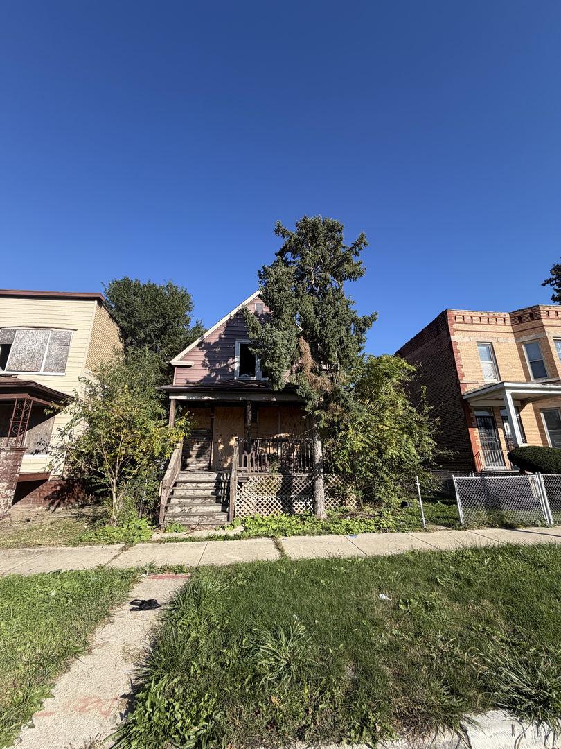 11847 S Lafayette Ave., Chicago, IL 60628