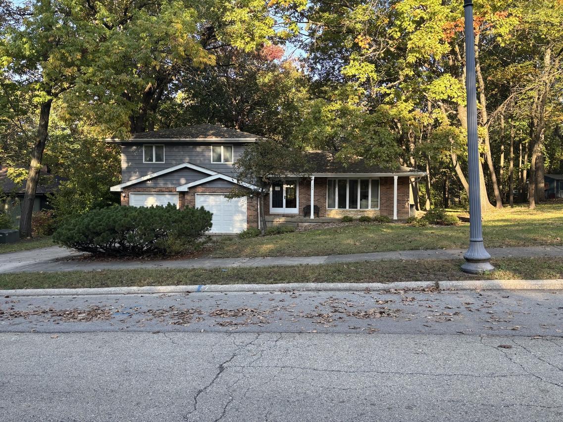 1265 Woodland Ct., Joliet, IL 60435