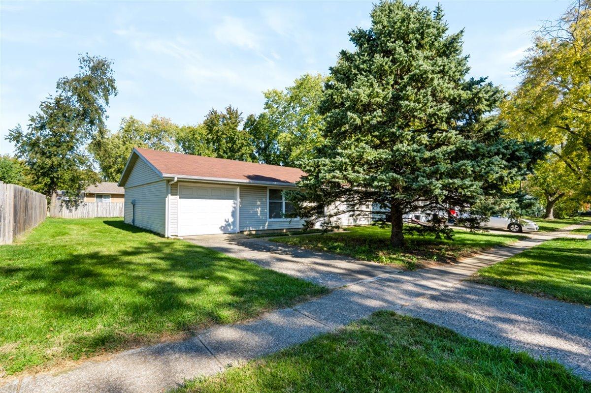 3306 W Daniel St., Champaign, IL 61821