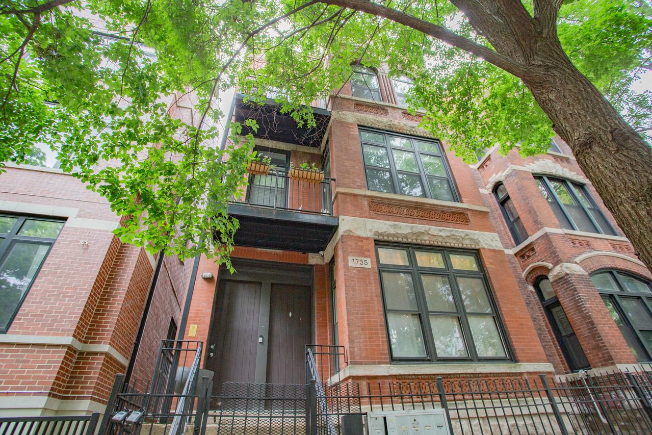 1735 W Erie St. #3N, Chicago, IL 60622