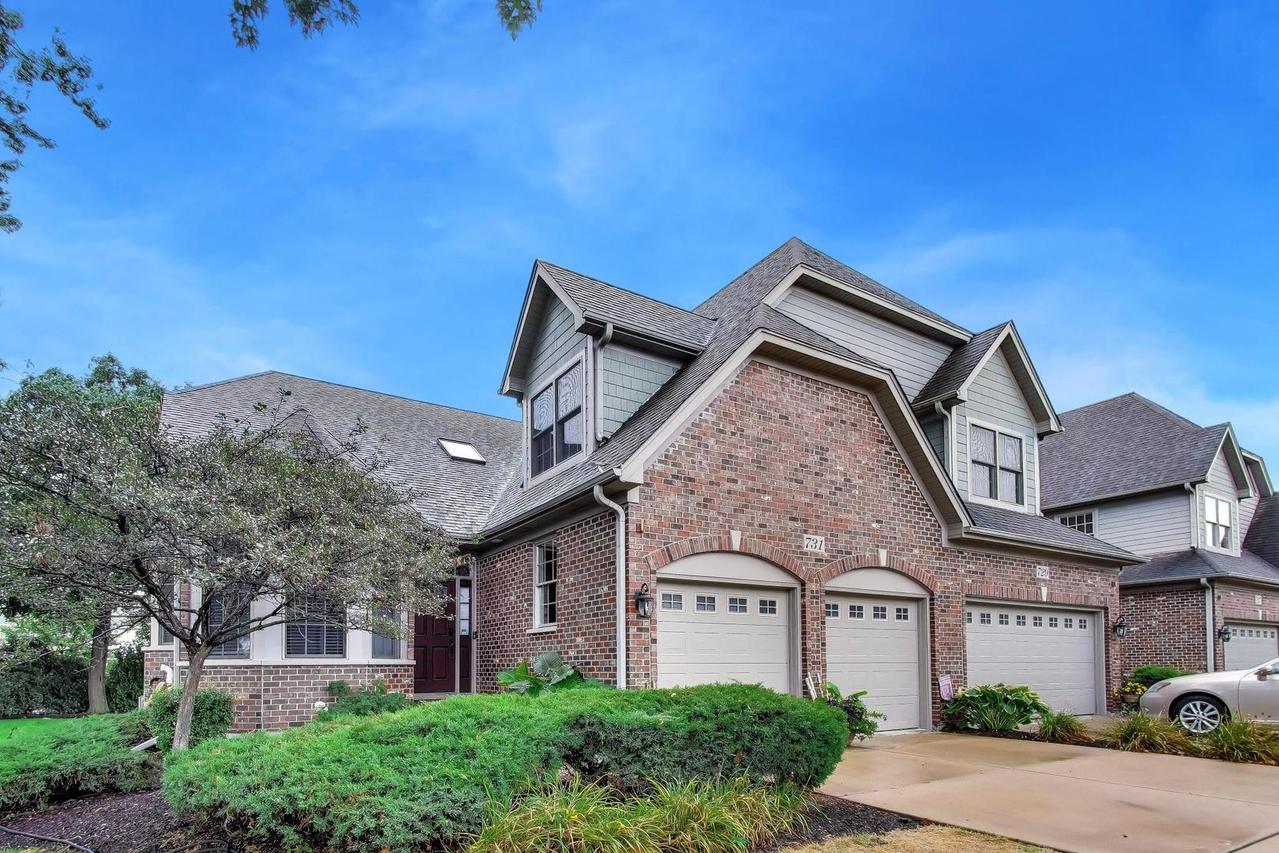 731 Kingsbrook Glen, Glen Ellyn, IL 60137