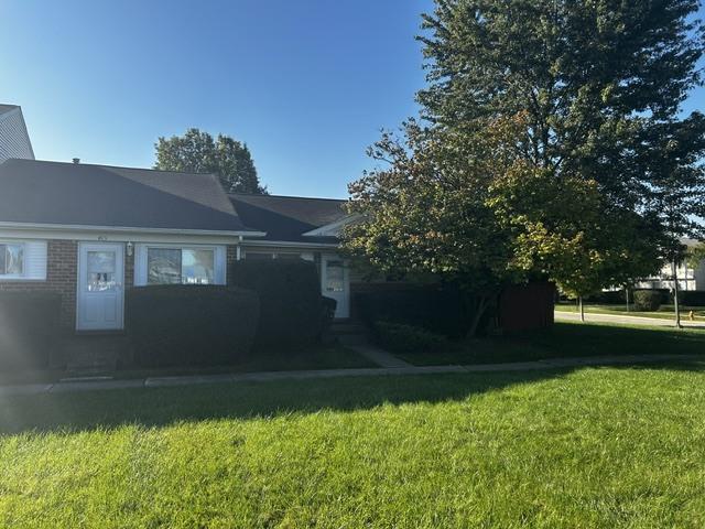 415 Salem Sq., Bolingbrook, IL 60440