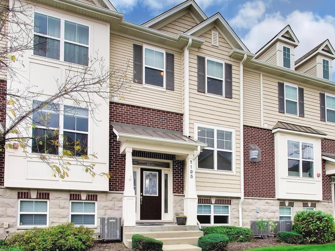 1195 Evergreen Ave., Des Plaines, IL 60016