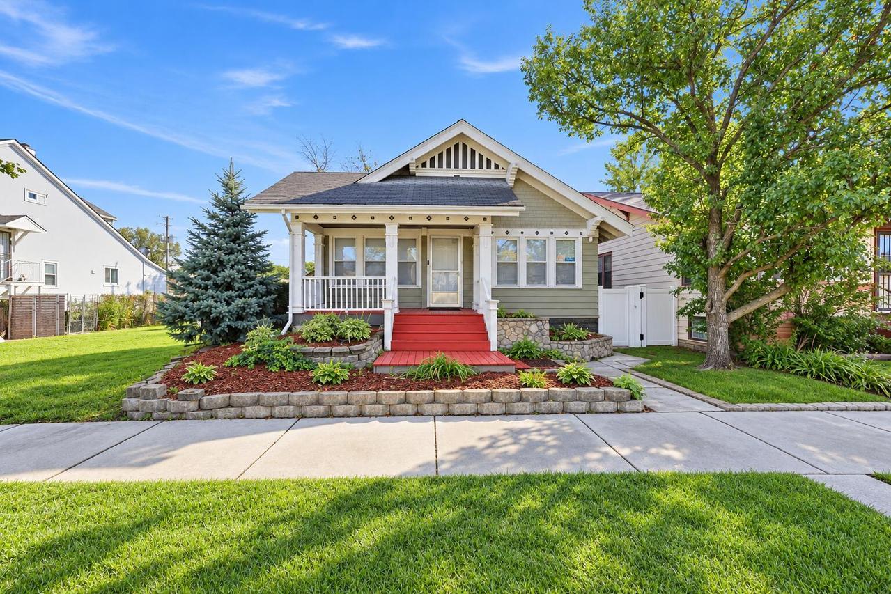 565 N Ingraham Ave., Calumet City, IL 60409