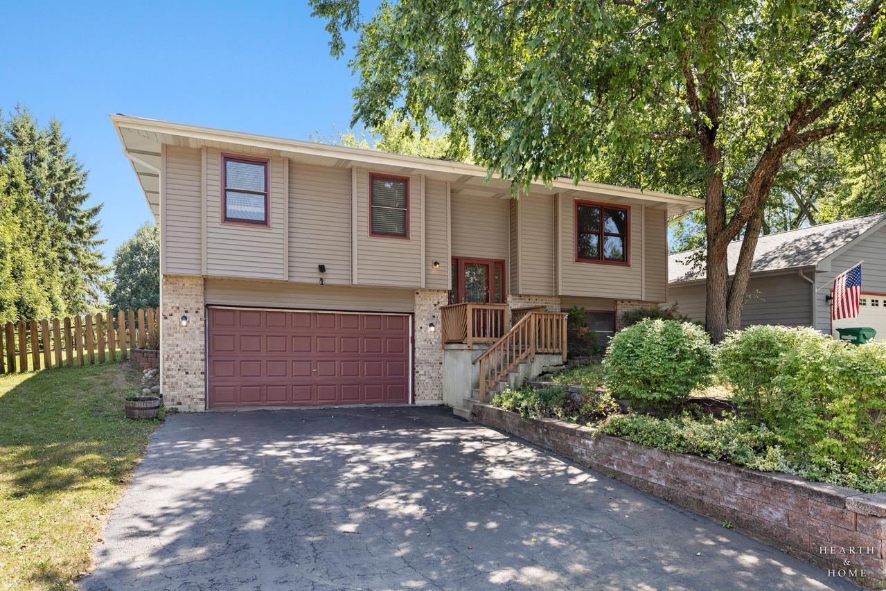 558 Barbary Ln., Woodstock, IL 60098
