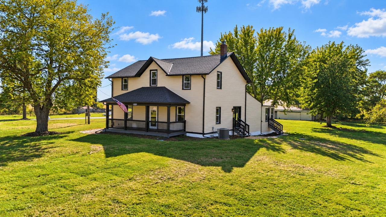 3174 Plainfield Rd., Oswego, IL 60543