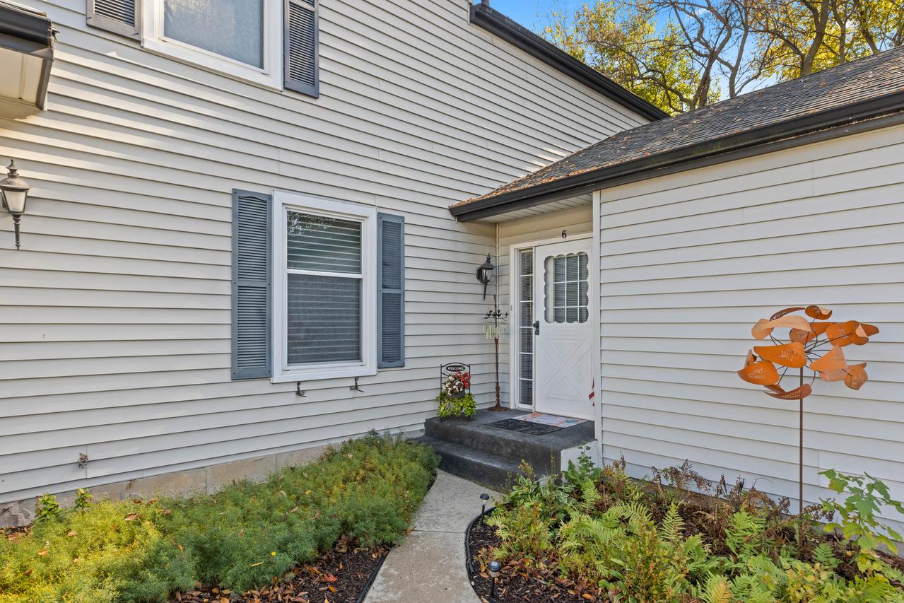 4621 High Point Dr. #6, Rockford, IL 61114