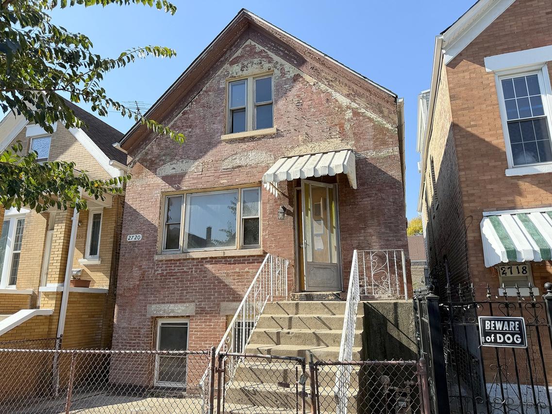 2720 S Saint Louis Ave., Chicago, IL 60623