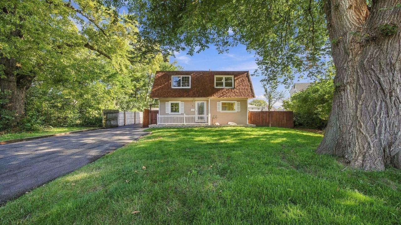 48 East Dr., Northlake, IL 60164