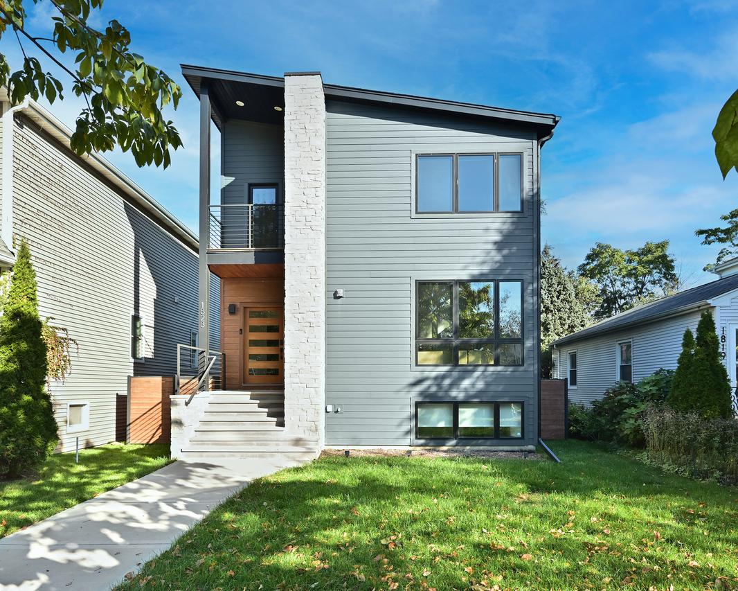 1823 Greenwood St., Evanston, IL 60201