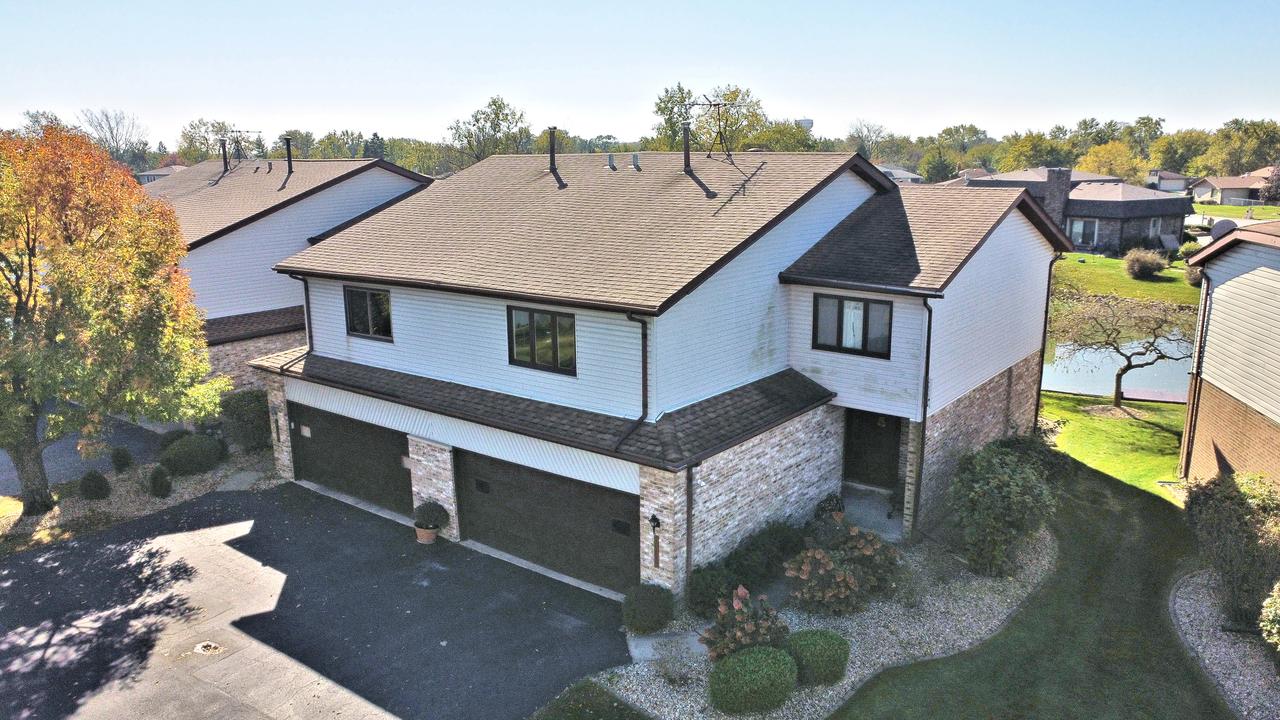 19716 Lake Shore Dr., Lynwood, IL 60411