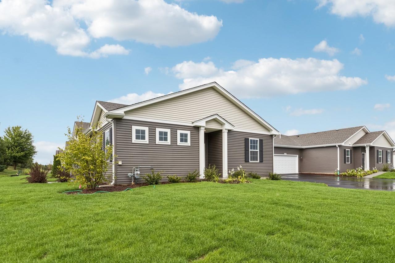 6453 Maple Glen Dr., Wonder Lake, IL 60097