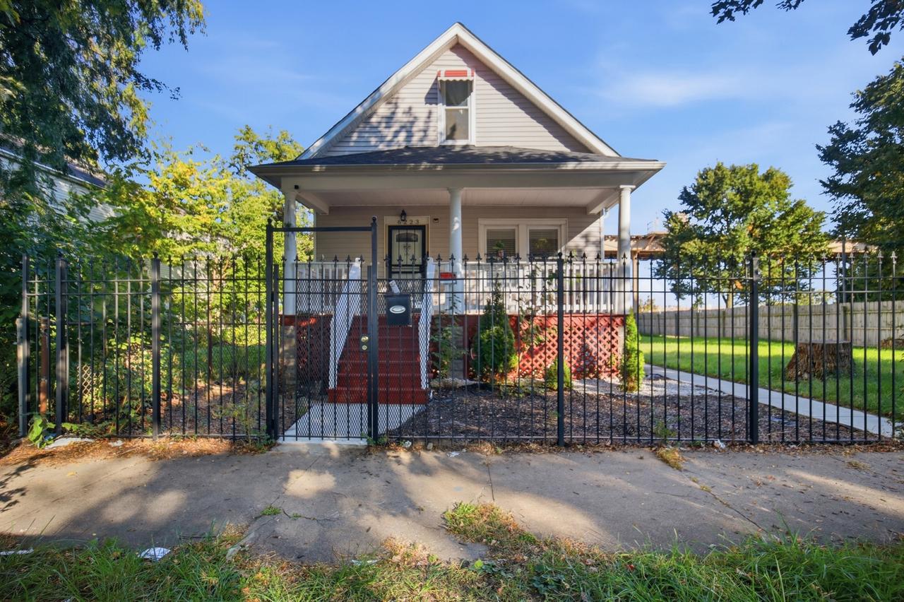 6223 S Princeton Ave., Chicago, IL 60621