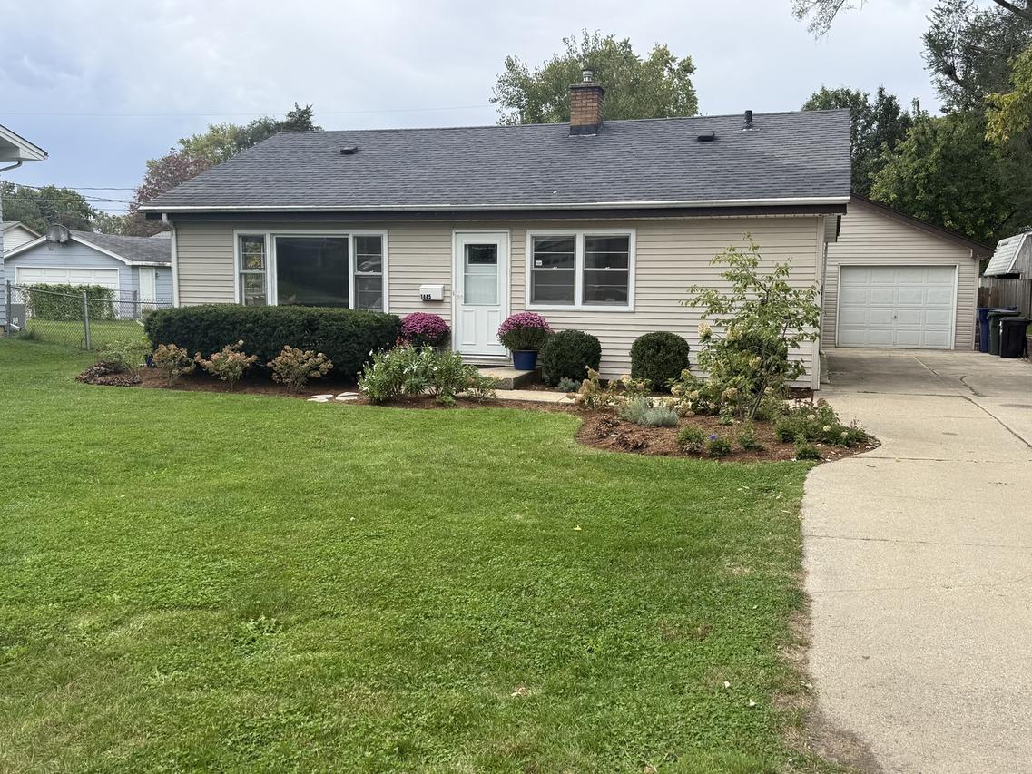1445 N Webster St., Naperville, IL 60563