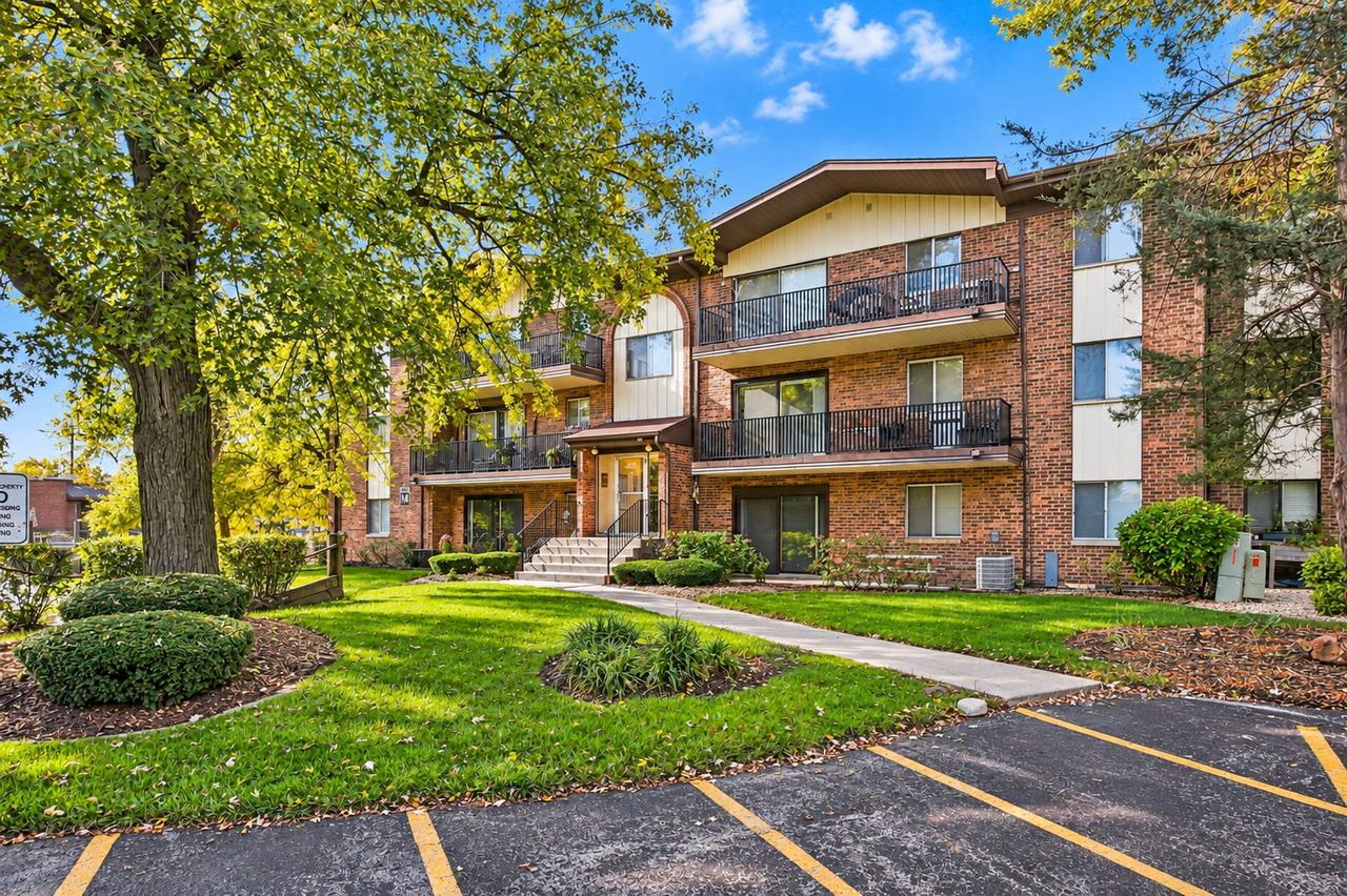 5225 James Ln. #1405, Crestwood, IL 60418