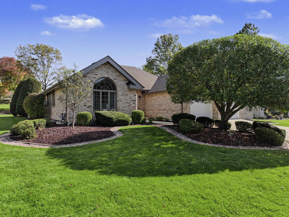 22001 Oakton Ave., Frankfort, IL 60423