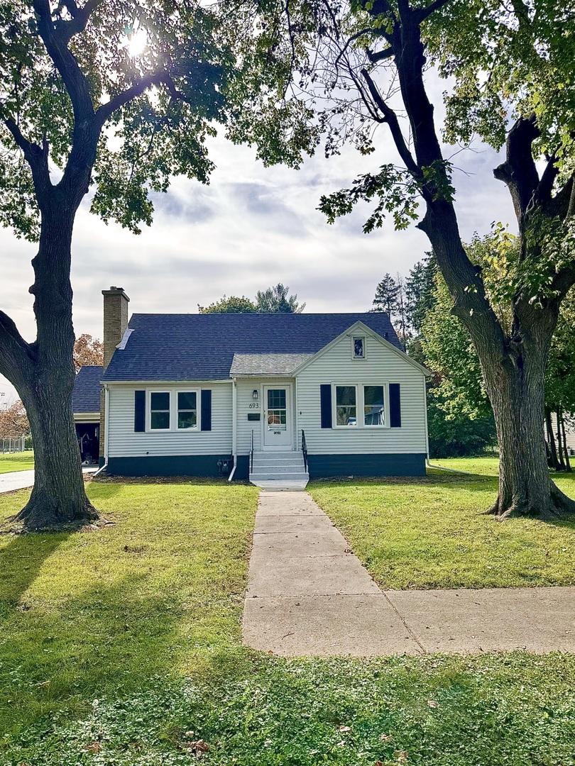 693 Enterprise St., Elgin, IL 60120
