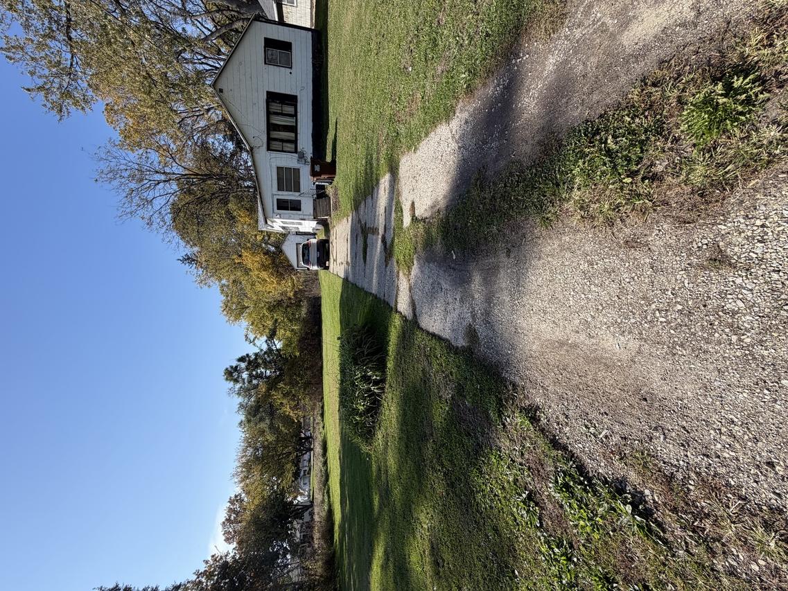 615 Garver Ave., Rockford, IL 61102