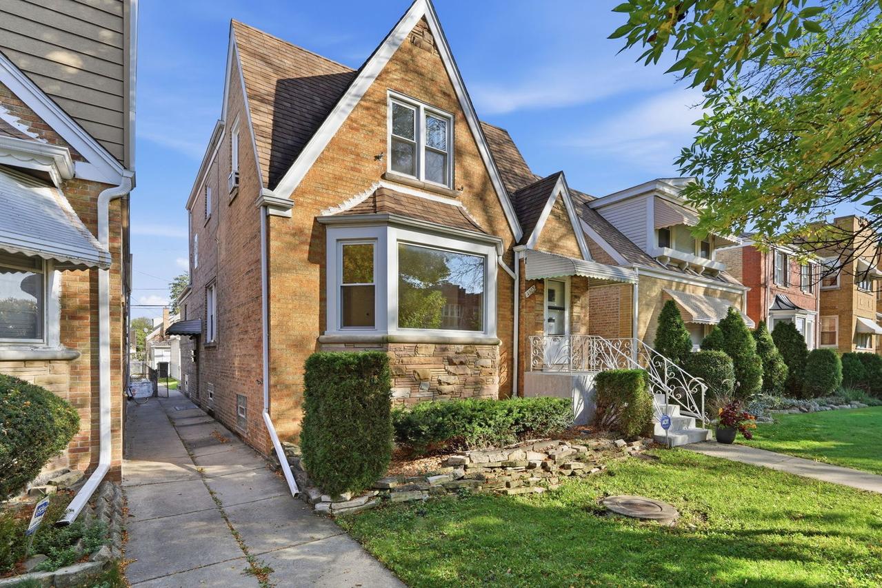 4923 N Mason Ave., Chicago, IL 60630