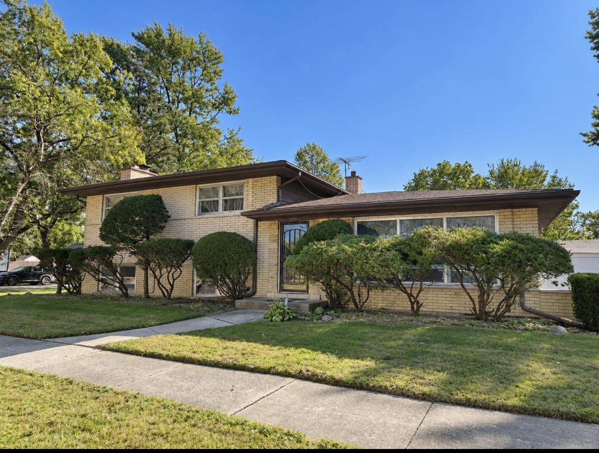 14700 Beachview Ter., Dolton, IL 60419