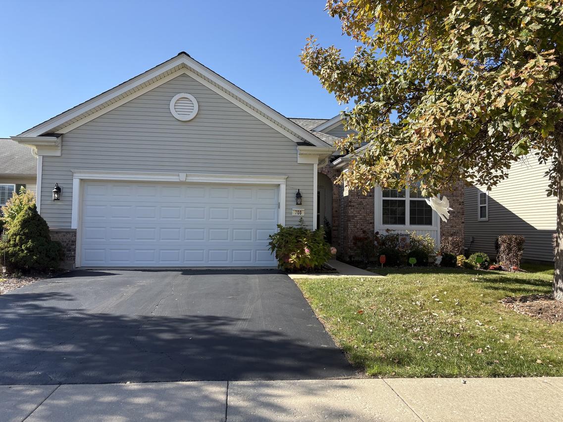 708 Tahoe Tr., Elgin, IL 60124