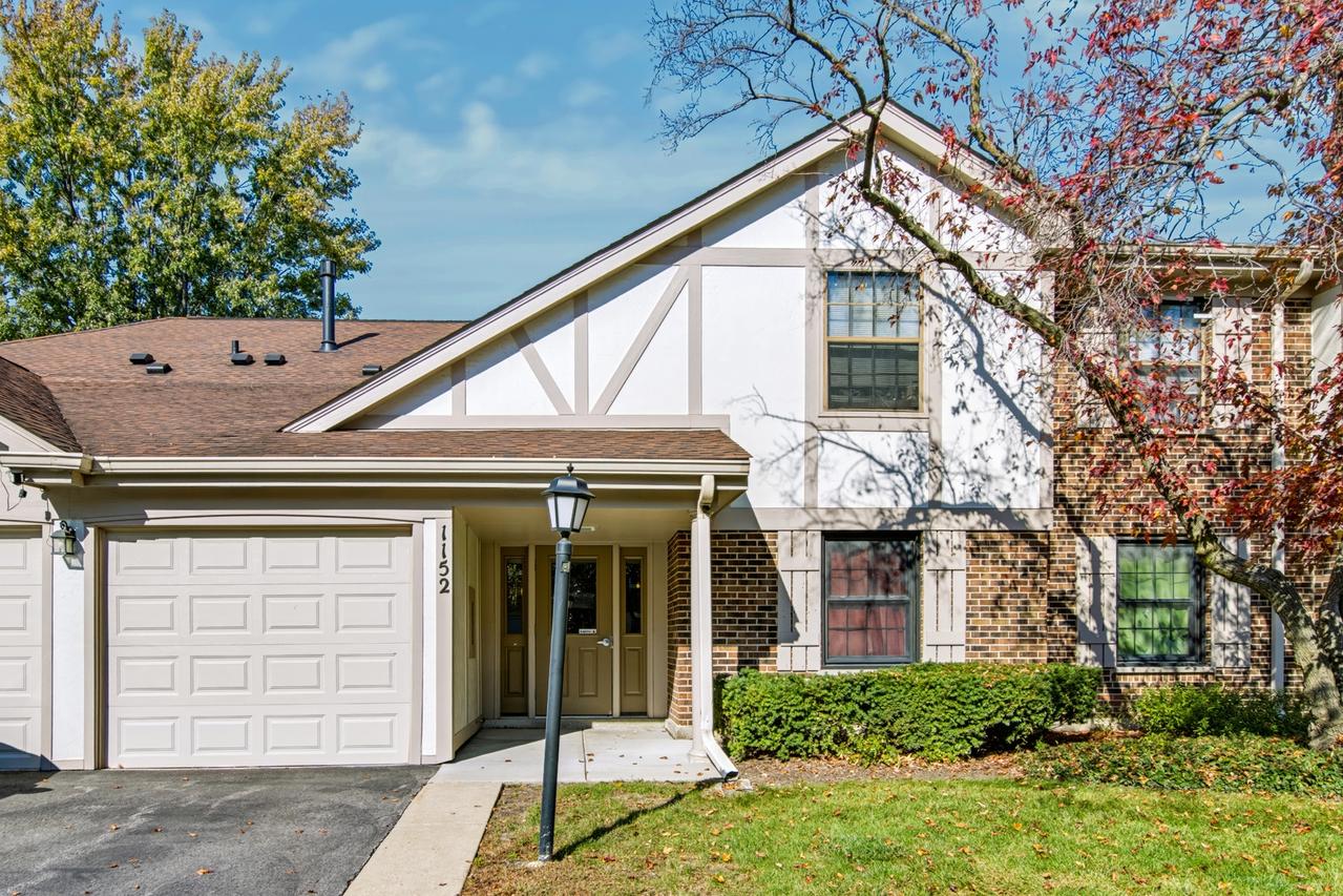 1152 Middlebury Ln. #A2, Wheeling, IL 60090