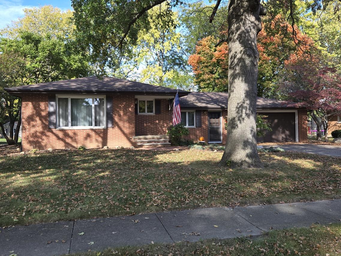 308 E Franklin St., Fisher, IL 61843