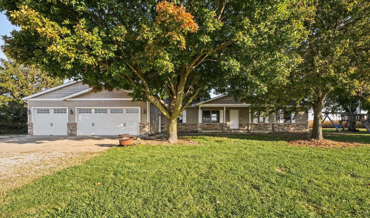 1878 County Road 2100, Urbana, IL 61802