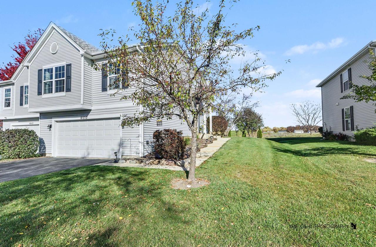 8510 Redbud Ct., Wonder Lake, IL 60097