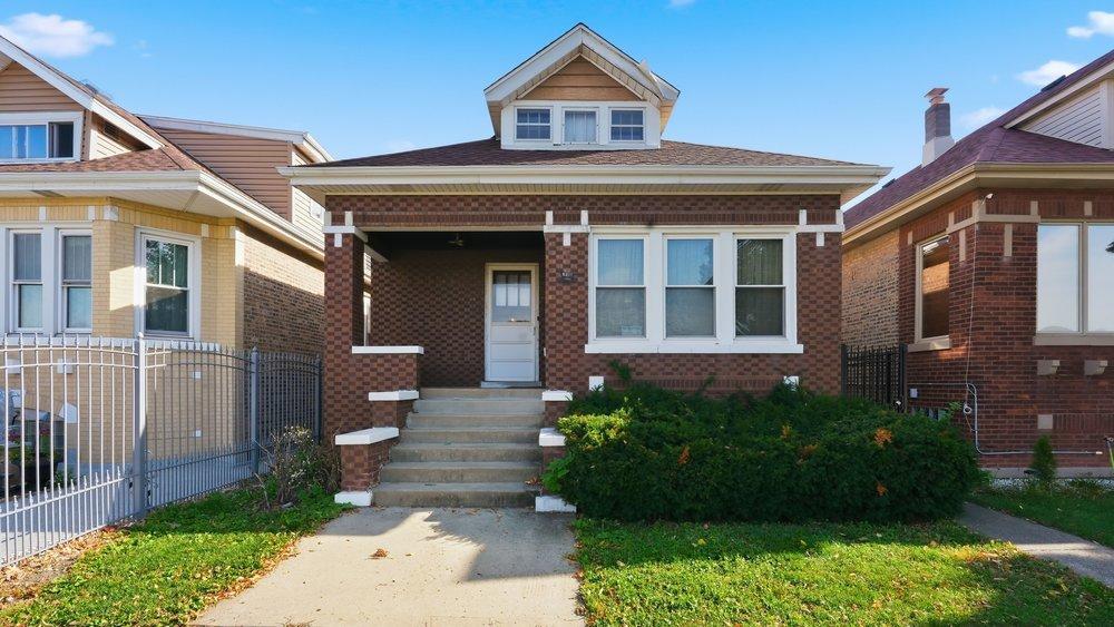 5311 S Homan Ave., Chicago, IL 60632