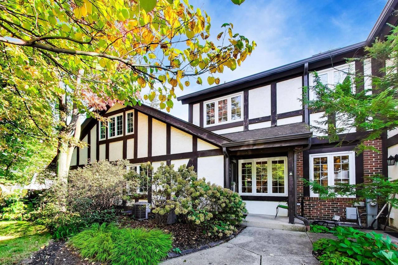1062 Shermer Rd., Glenview, IL 60025