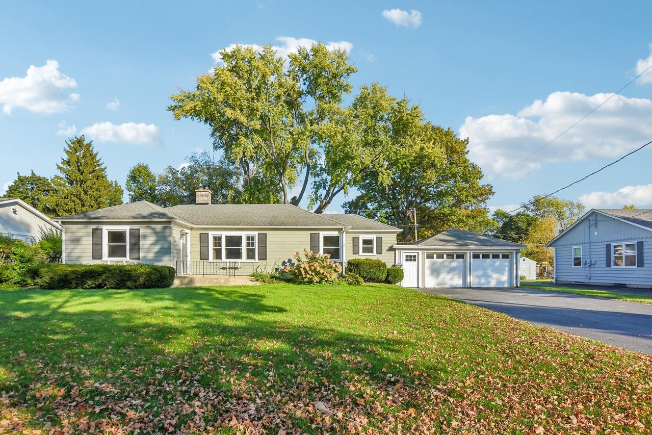 627 N Lincoln Ave., Geneva, IL 60134
