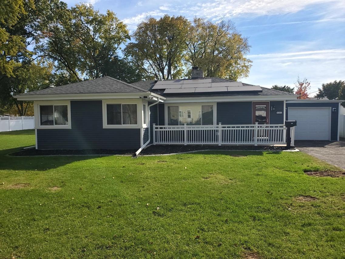 421 View St., Ottawa, IL 61350