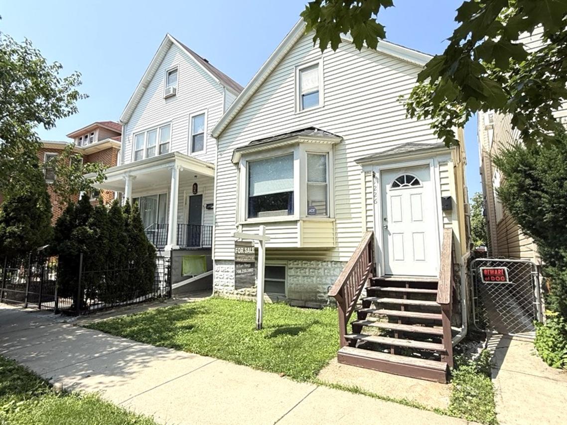 1226 S 49th Ct., Cicero, IL 60804