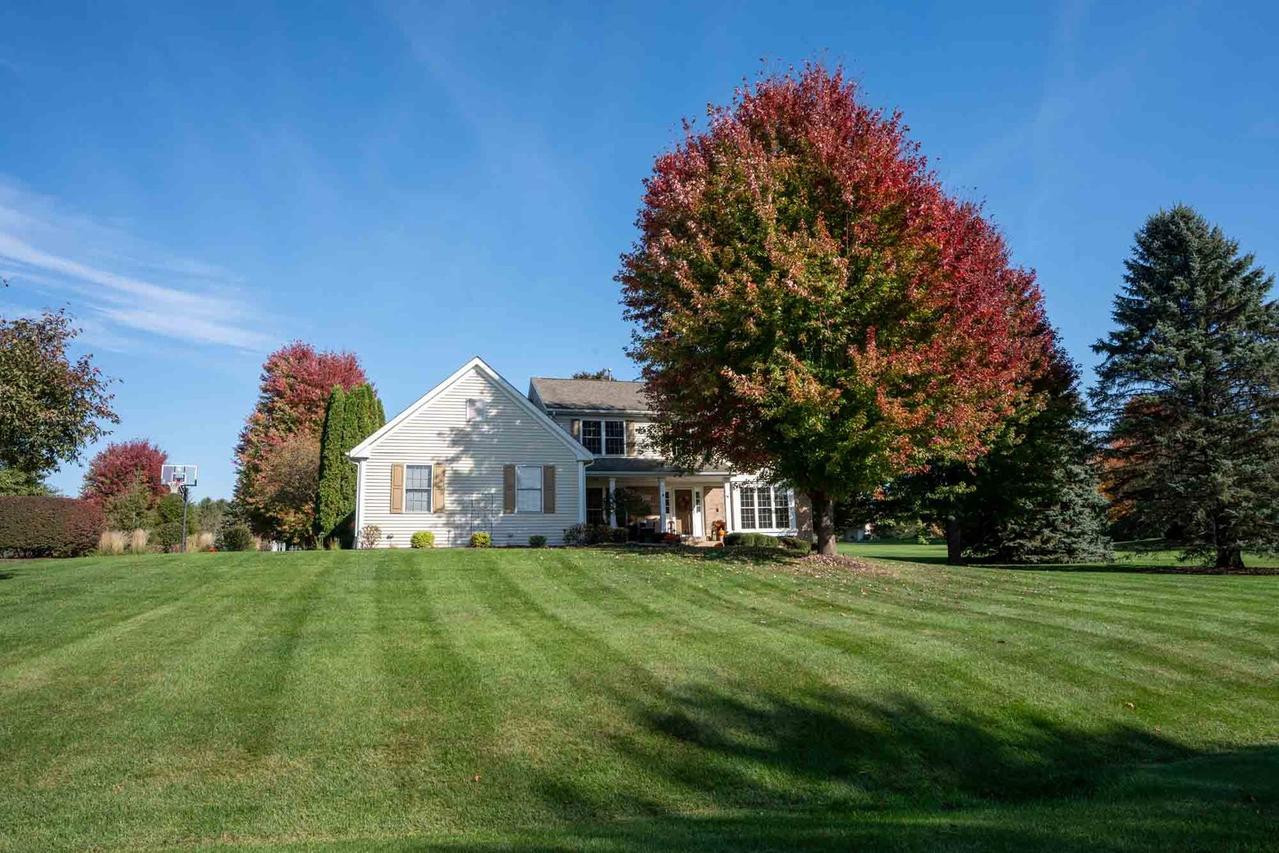 808 Boulder Ridge Dr., Belvidere, IL 61008
