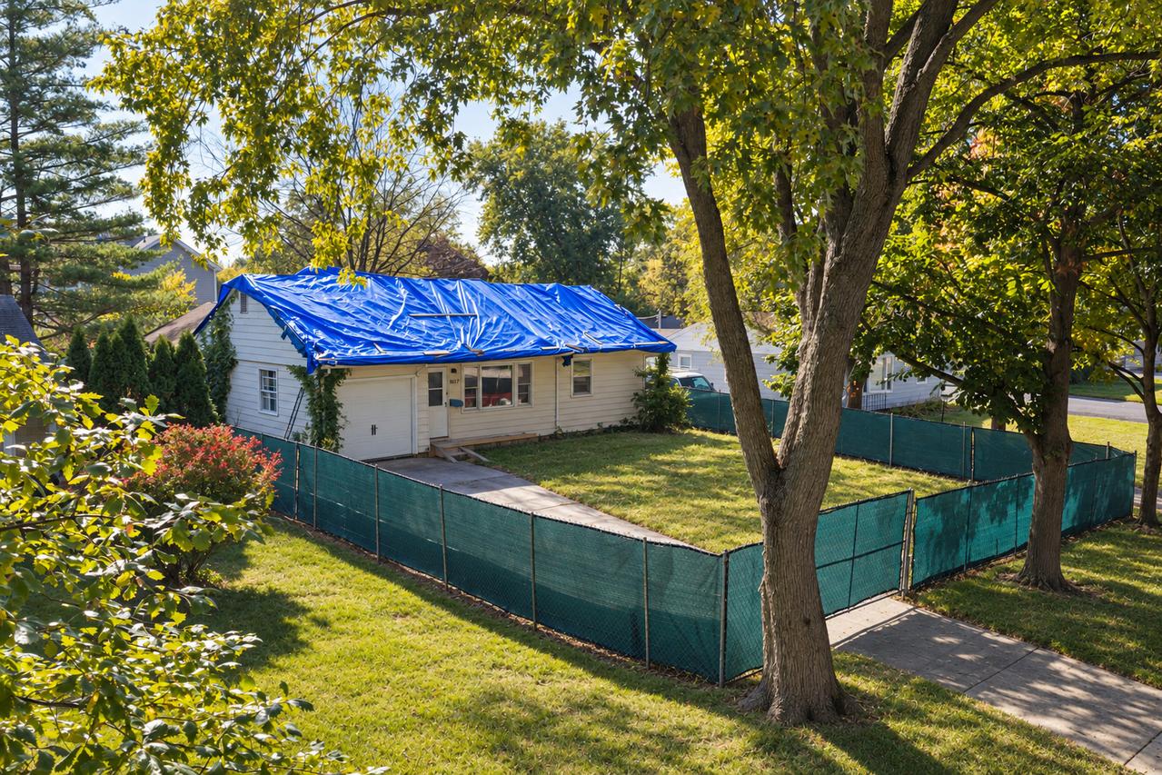 1057 Elmwood Ave., Deerfield, IL 60015