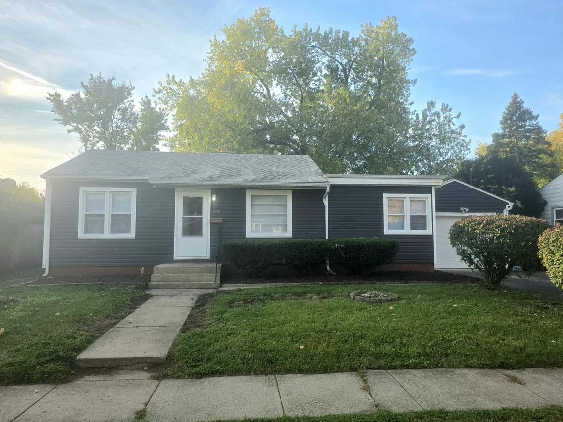 313 Renrose Ave., Loves Park, IL 61111